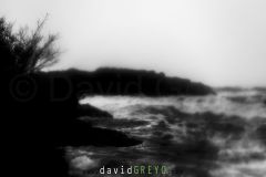 Mer dans la tourmente pendant la tempête Amy sur l'ile de Jura