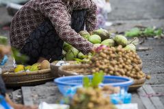 Vendeuse sur le marché